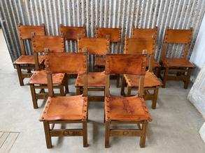 Antique style Chairs in Wood and leather