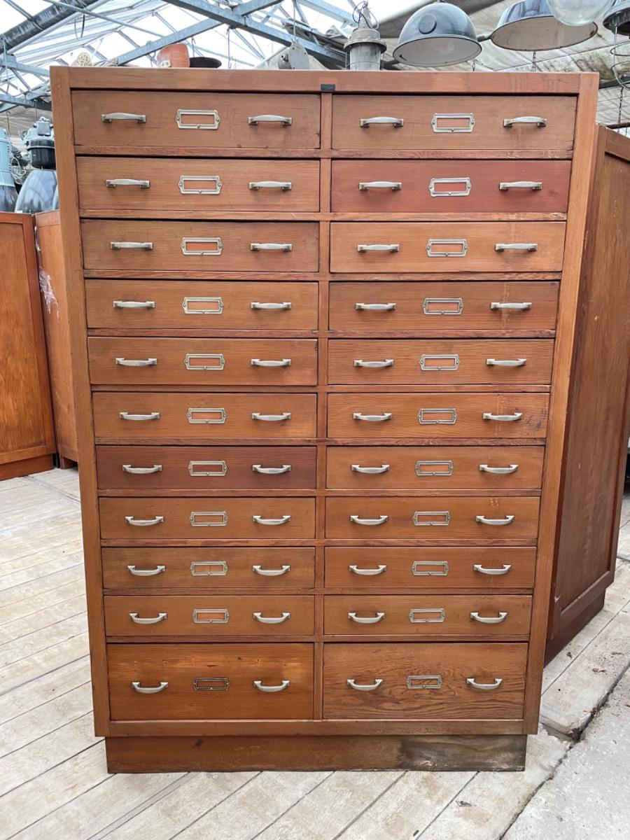 Antique Chest of drawers