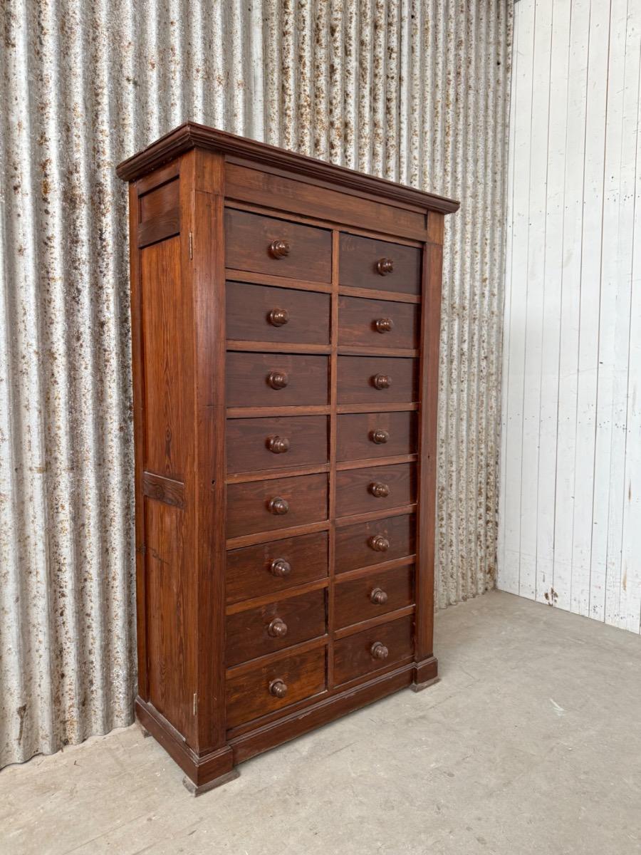 Antique Chest of drawers