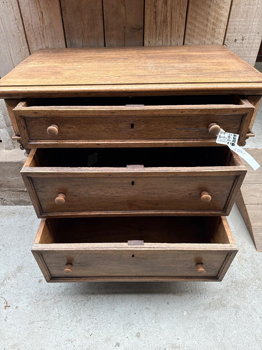 Antique Chest of drawers