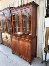 Antique style Closet in wood and glass 20e eeuw