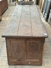 Antique style Counter in wood, Europa