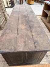 Antique style Counter in wood, Europa