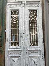 Antique style Doors in Wood and iron