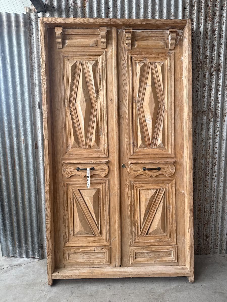 Antique frame with doors