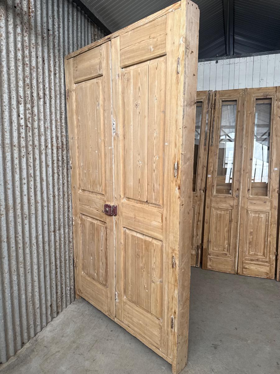 Antique frame with doors