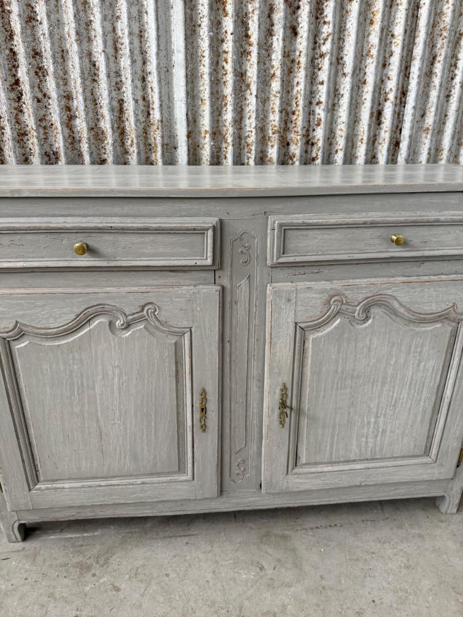 Antique Grey 2-doors cabinet dresser