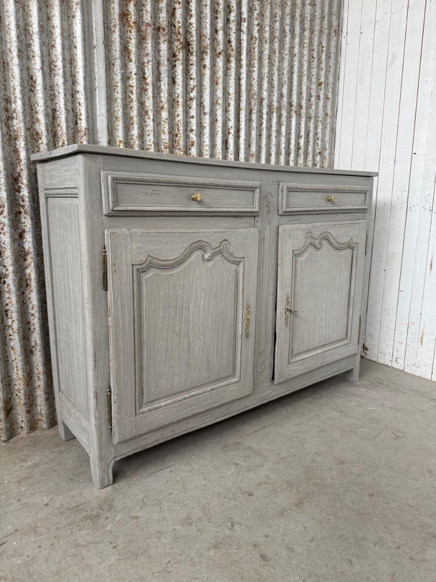 Antique Grey 2-doors cabinet dresser