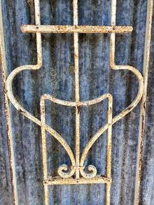 Antique style Antique iron fence 4x in Iron