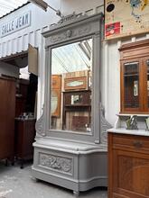 Antique style Mirror in Wood and mirror , Europa