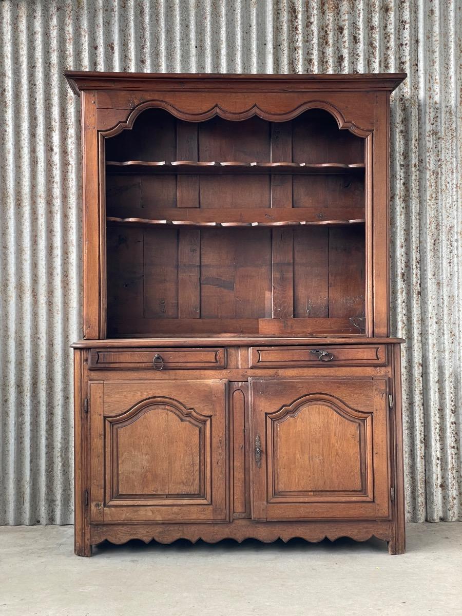 Antique oak cabinet 