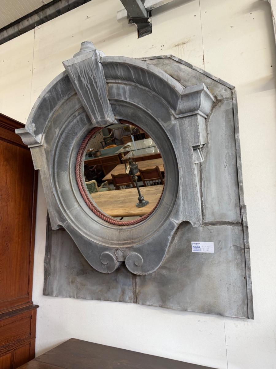 Antique Oeil de boeuf mirror