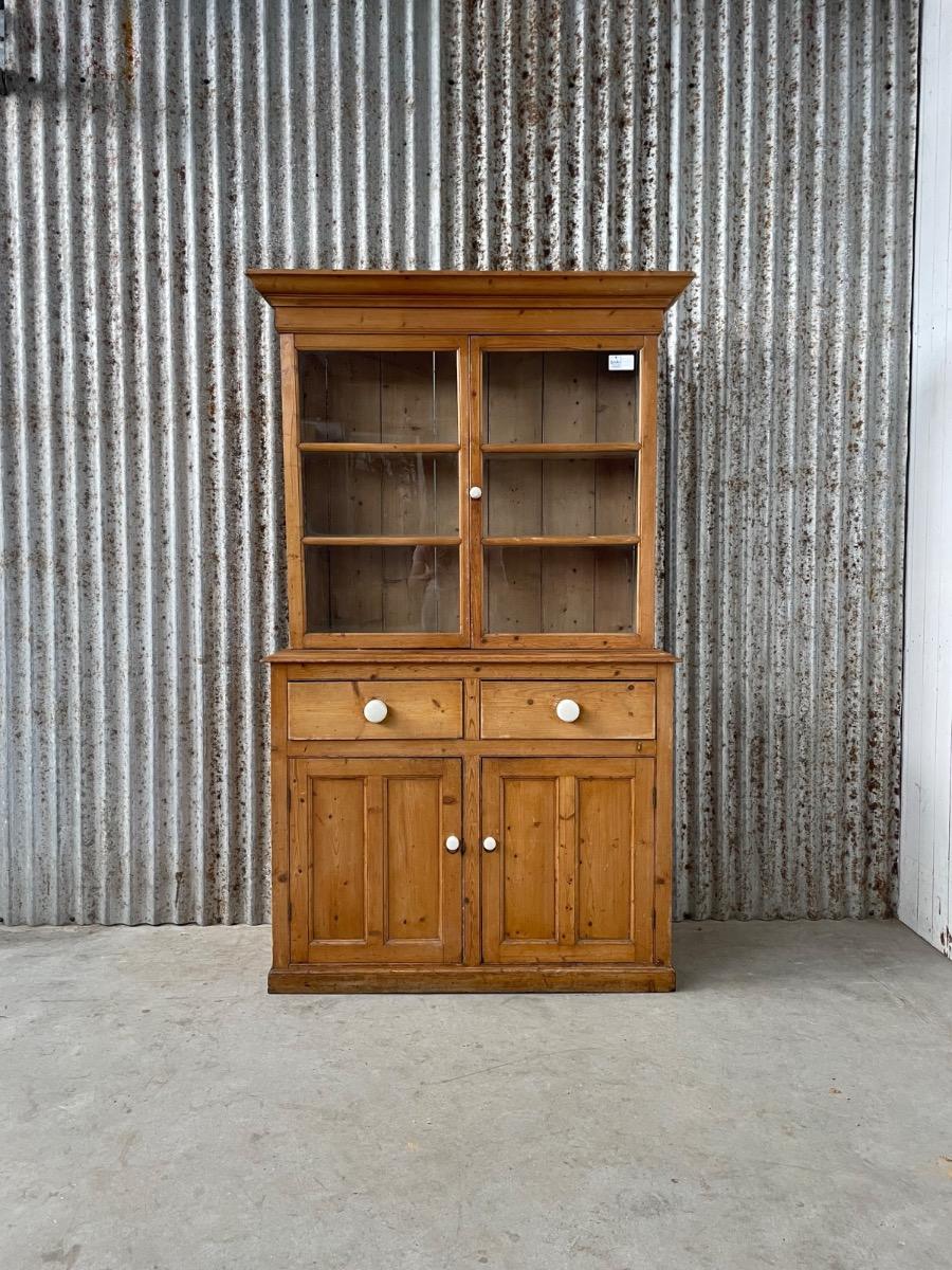 Antique pine cabintet