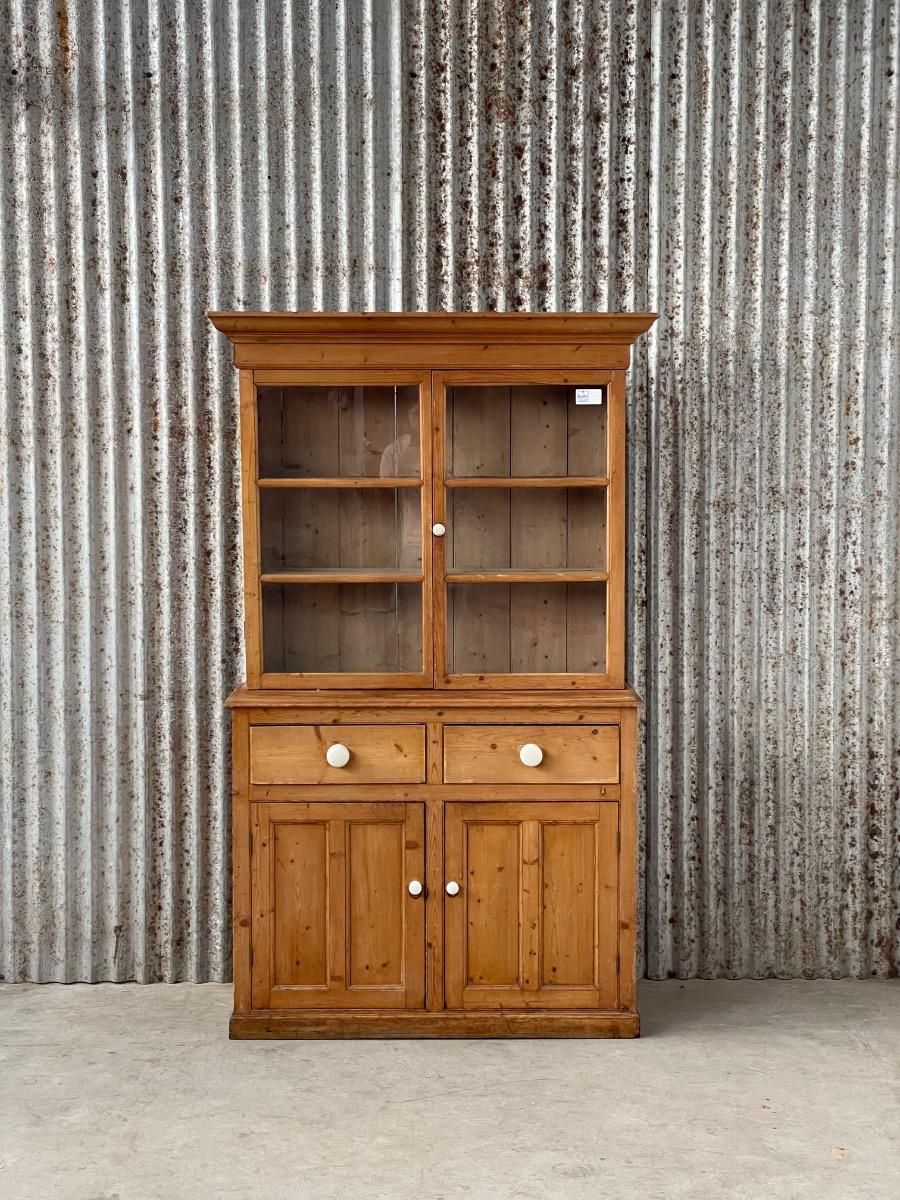 Antique pine cabintet