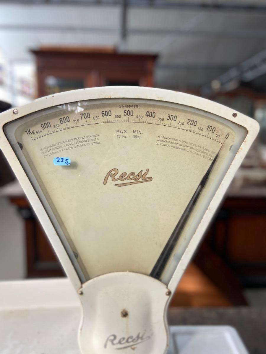 Antique scale