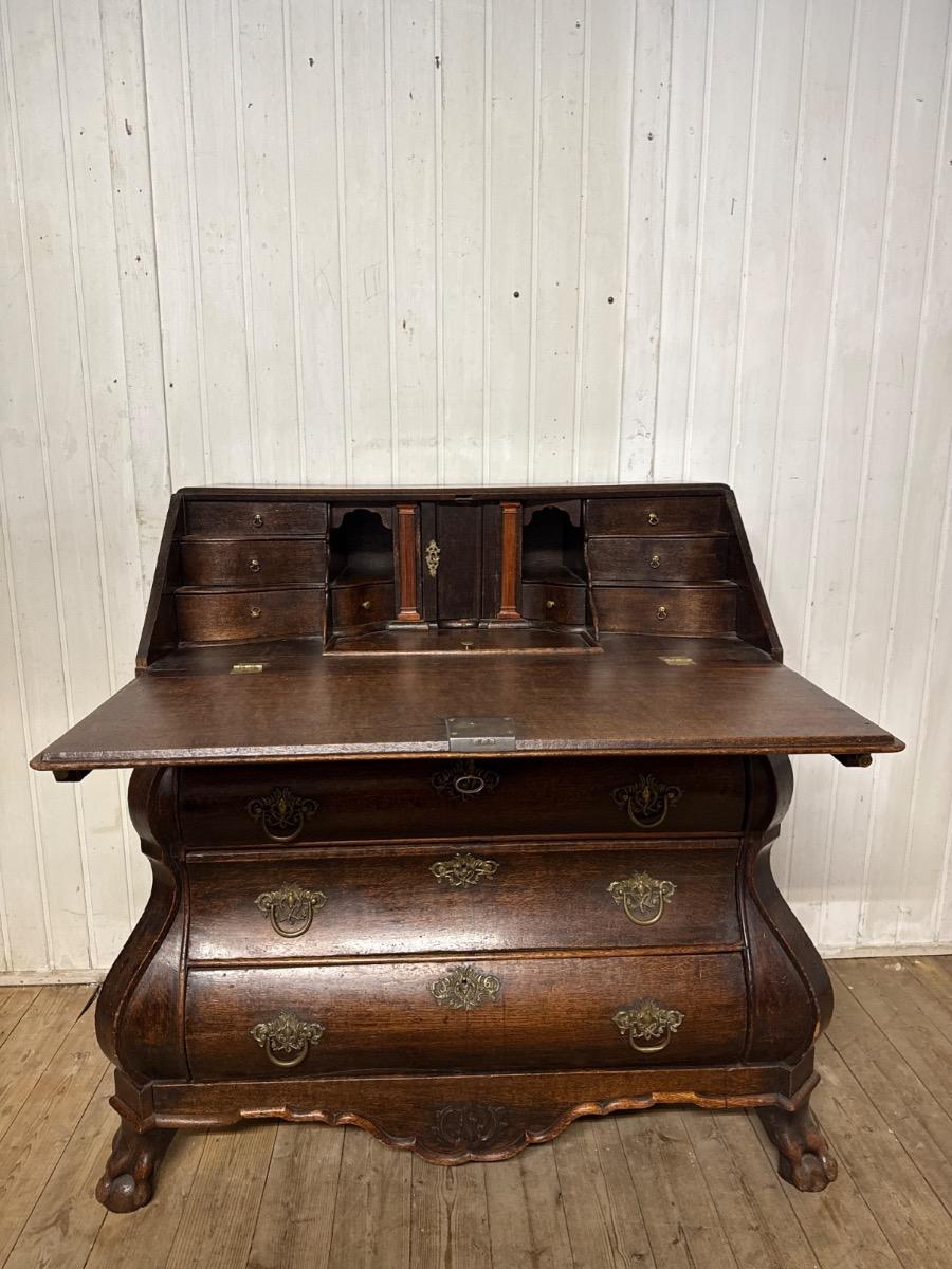 Antique Secrertaire