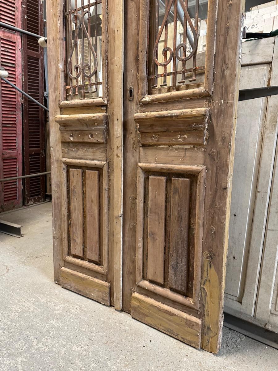 Antique set doors