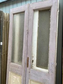 Antique style Antique set doors  in Wood and glass