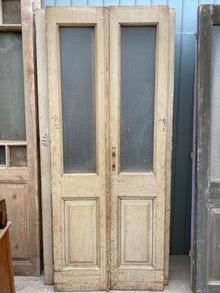 Antique style Antique set doors in Wood and glass