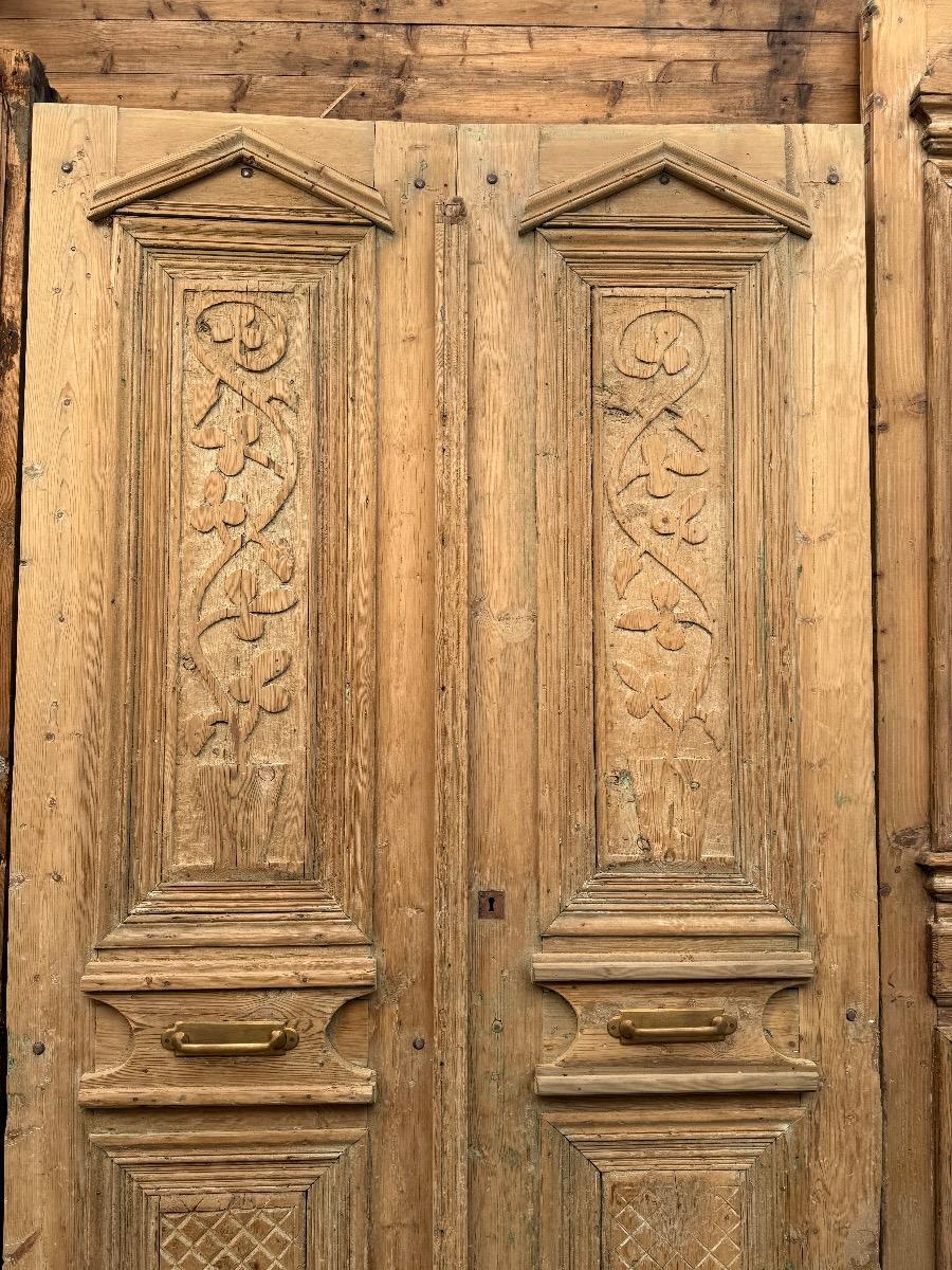 Antique Set doors