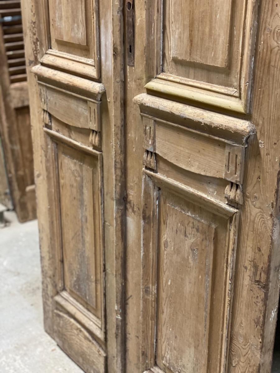 Antique set doors