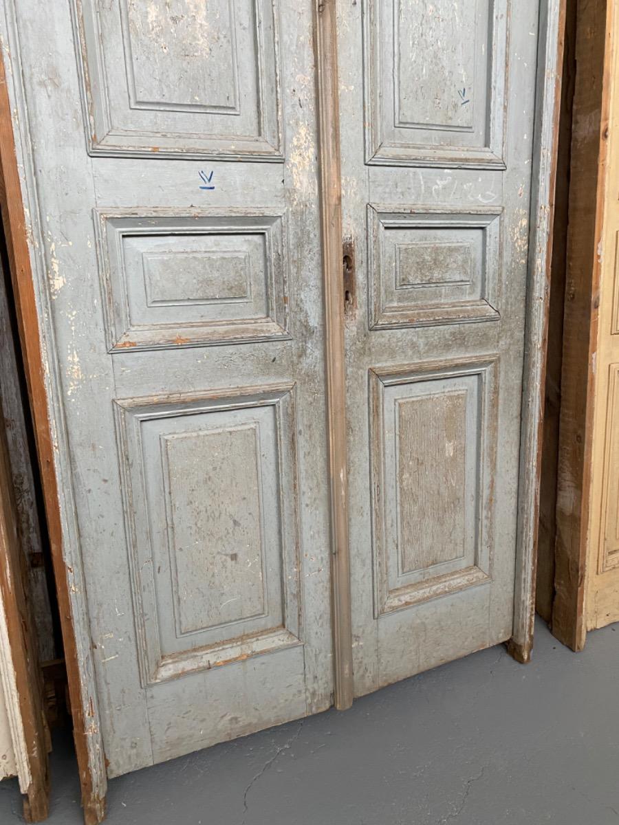 Antique set doors