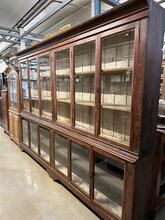 Antique style Shopcabinet in wood and glass 20e eeuw