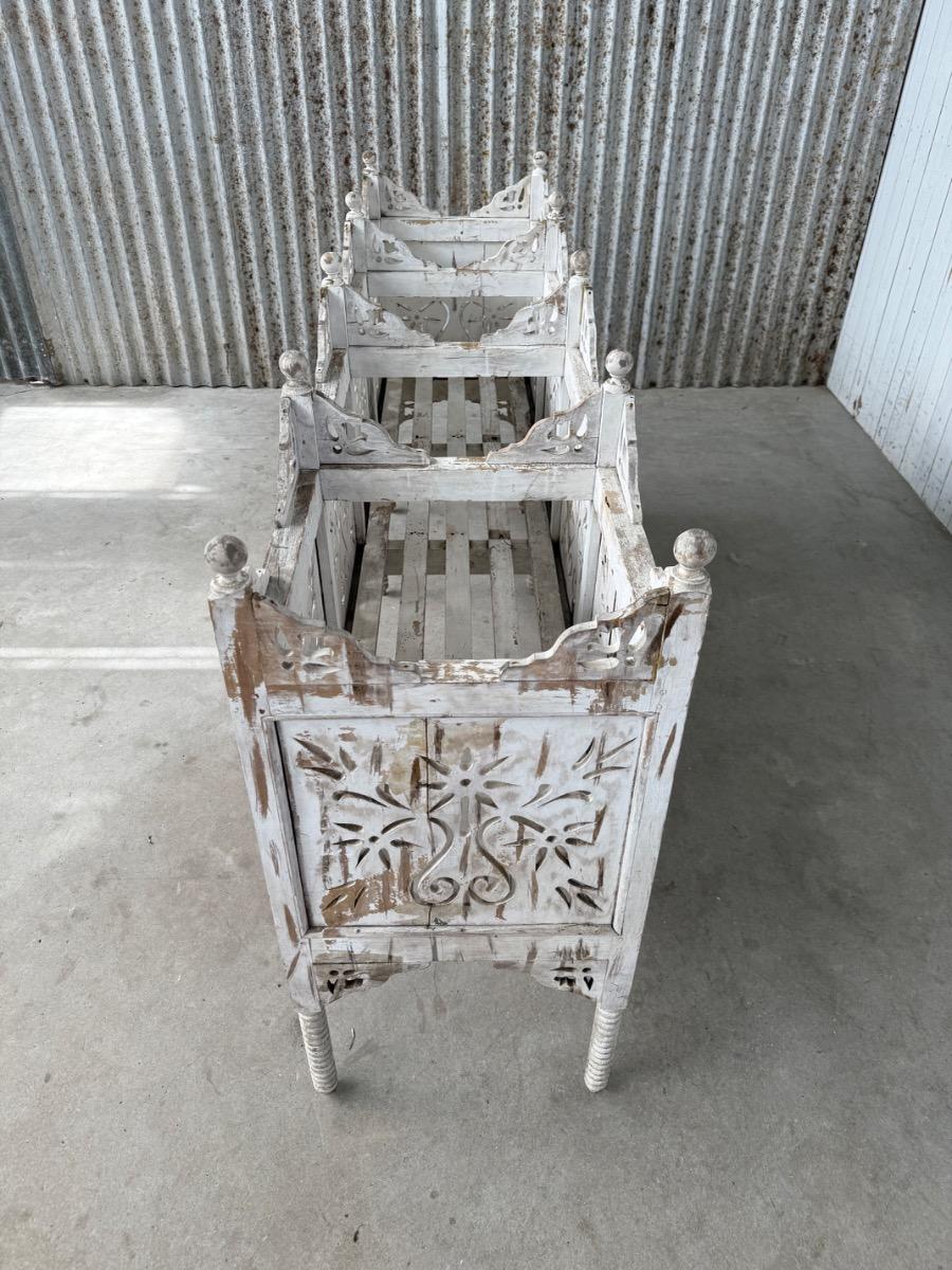 Antique Shopcabinet