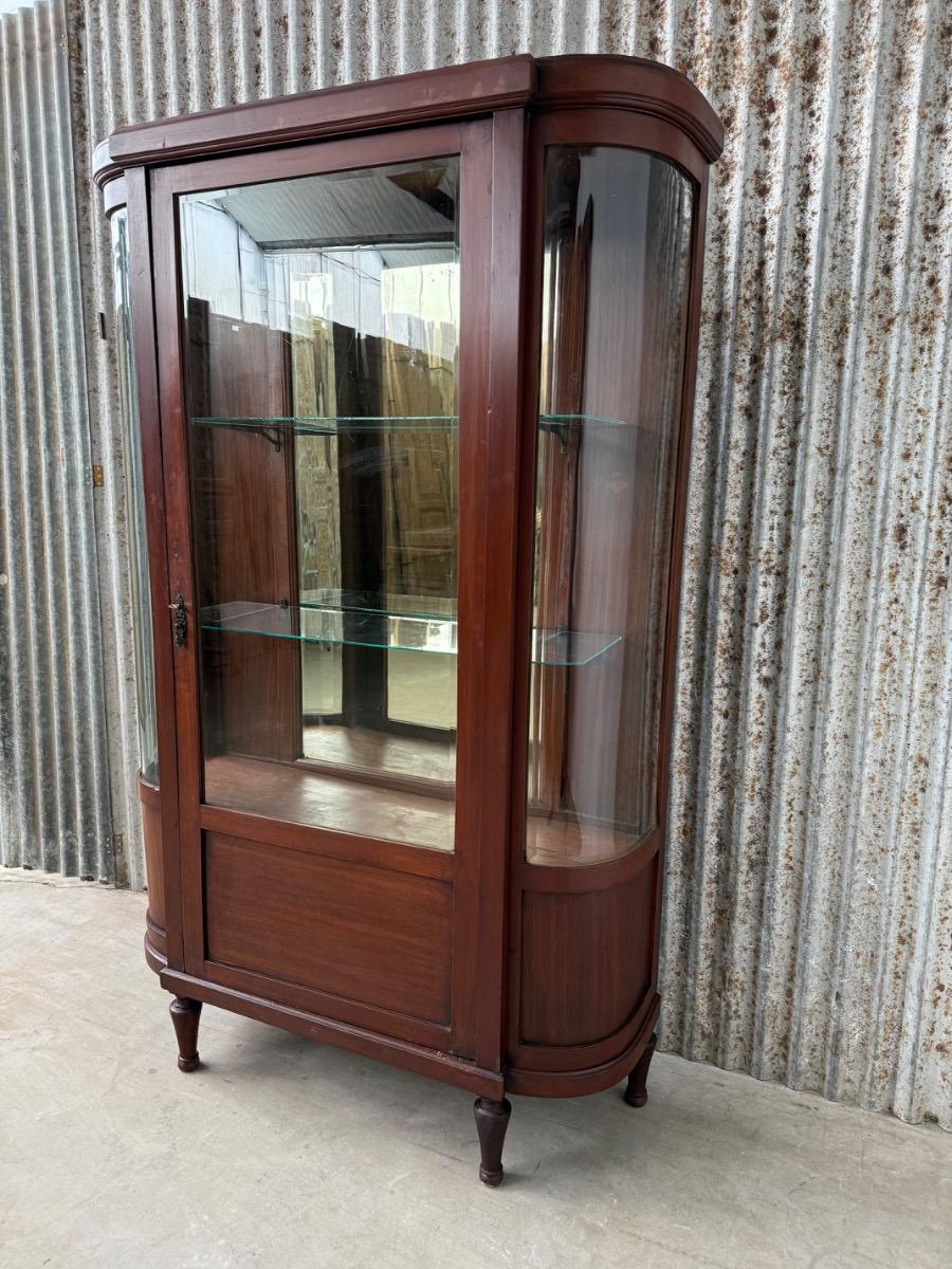 Antique Shopcabinet