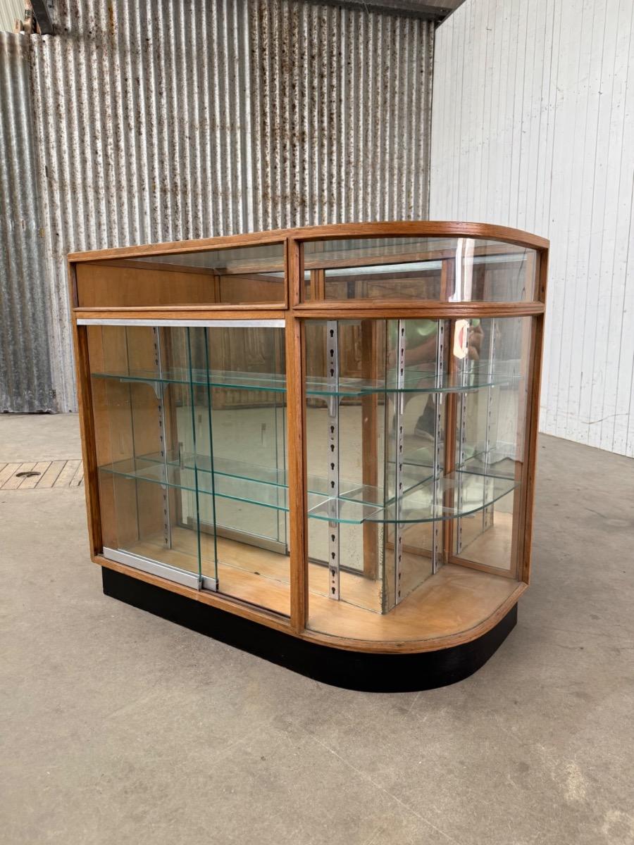 Antique Shopfitting