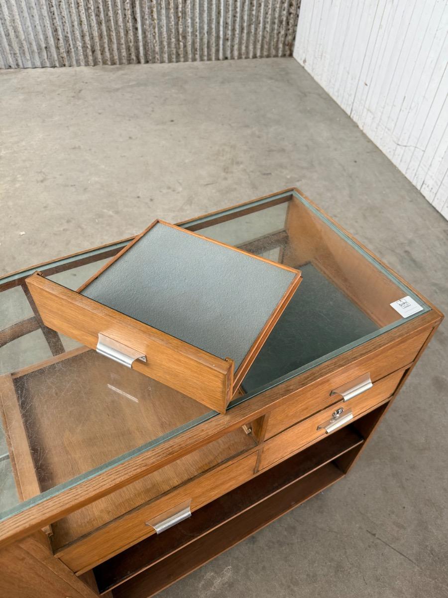Antique Shopfitting