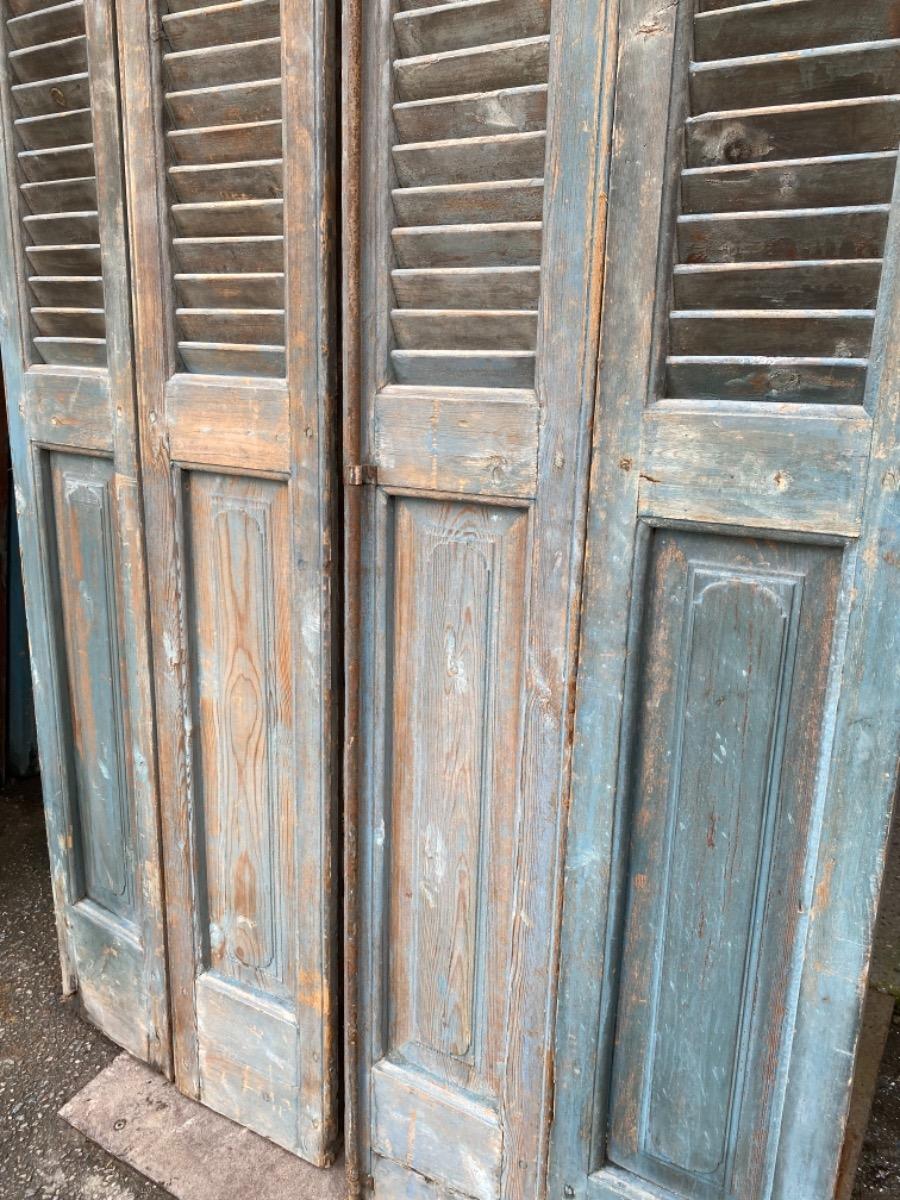 Antique shutters