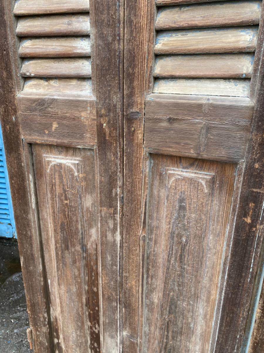 Antique shutters