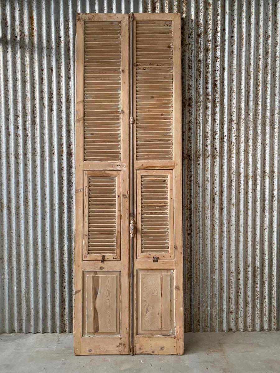Antique shutters