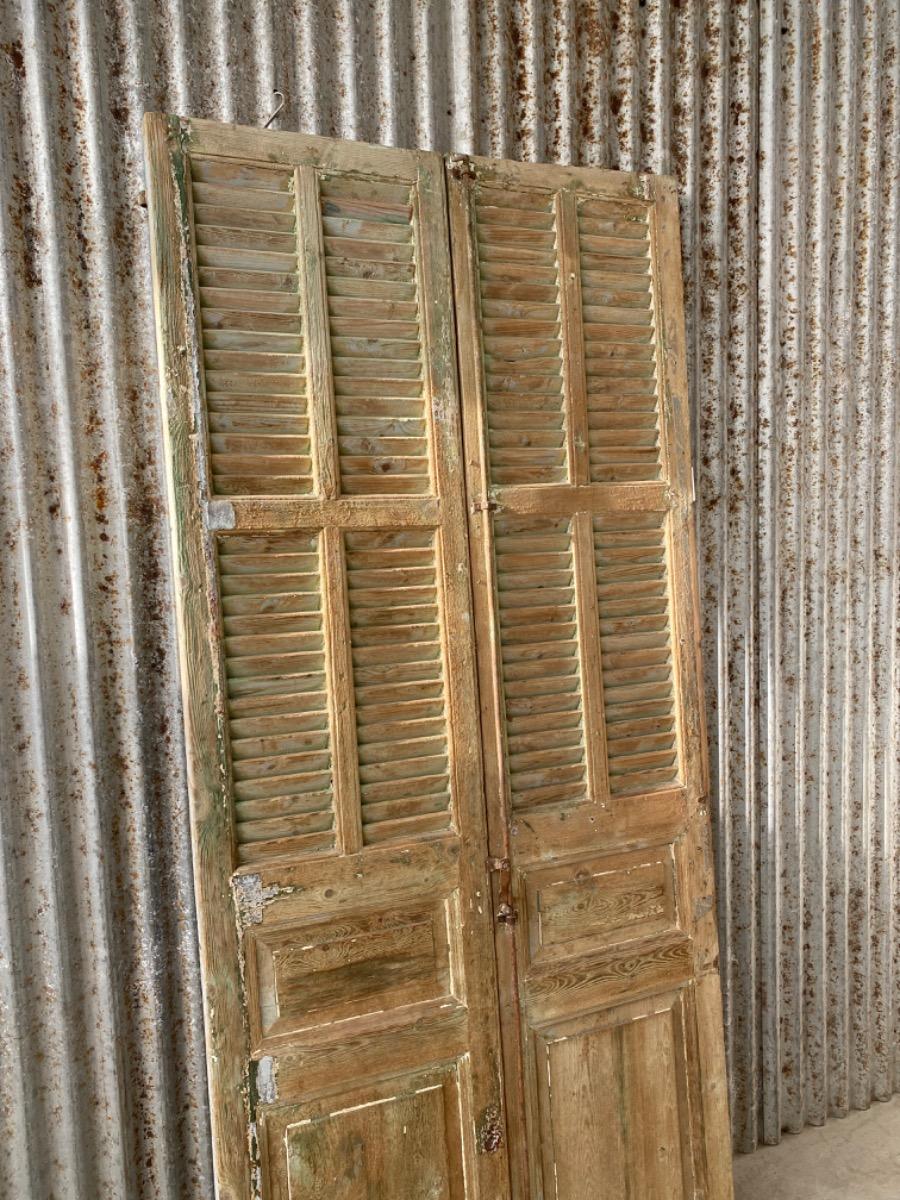 Antique shutters