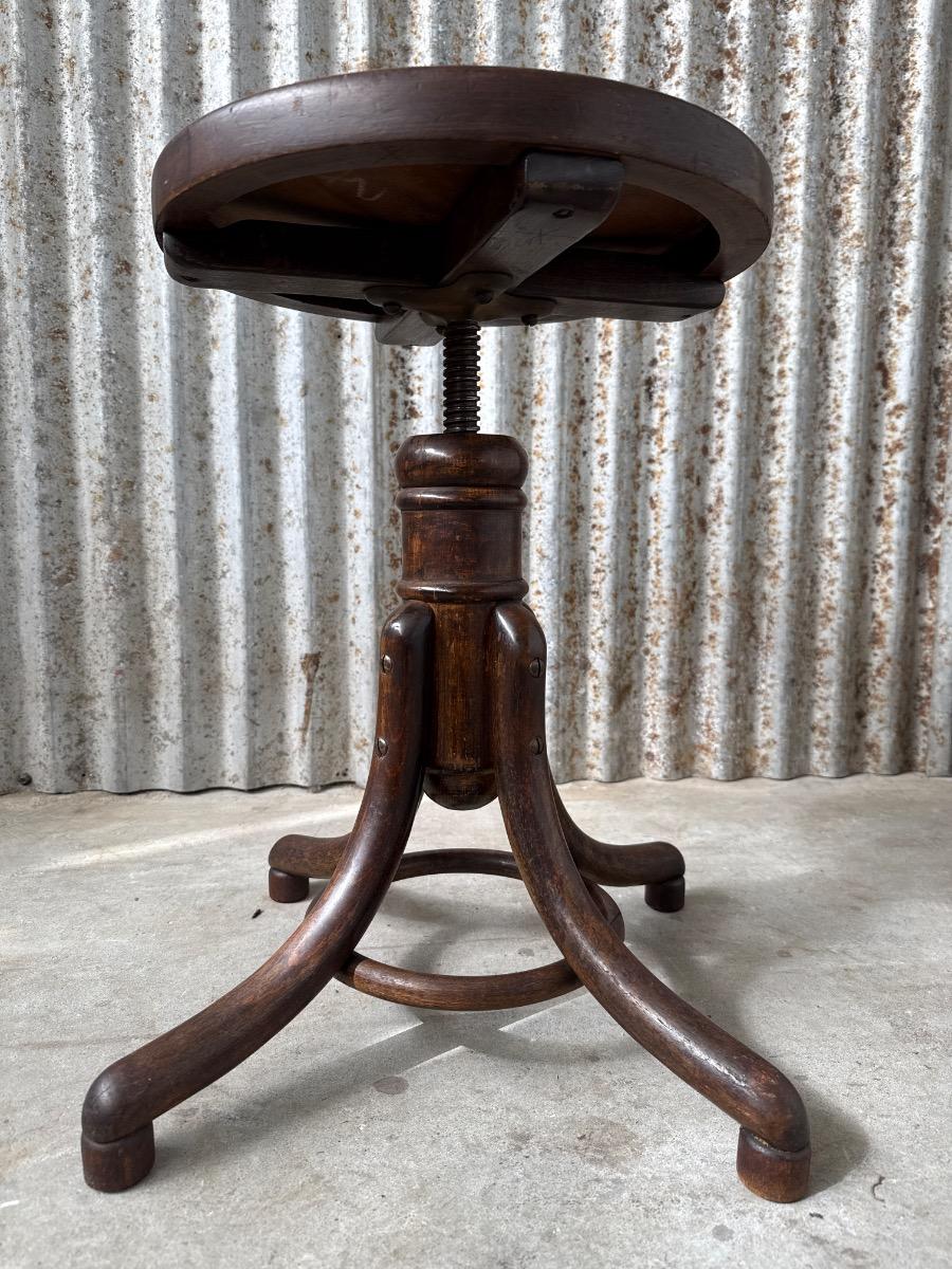 Antique Stool thonet