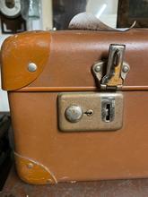 Antique style Antique suitcases in leather