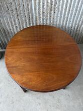 Antique style Table in wood