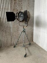 style Antique tripod lamp in Iron and glass