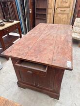 Antique style Wooden counter in wood, europa