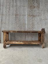 Antique style Antique workbench in Wood