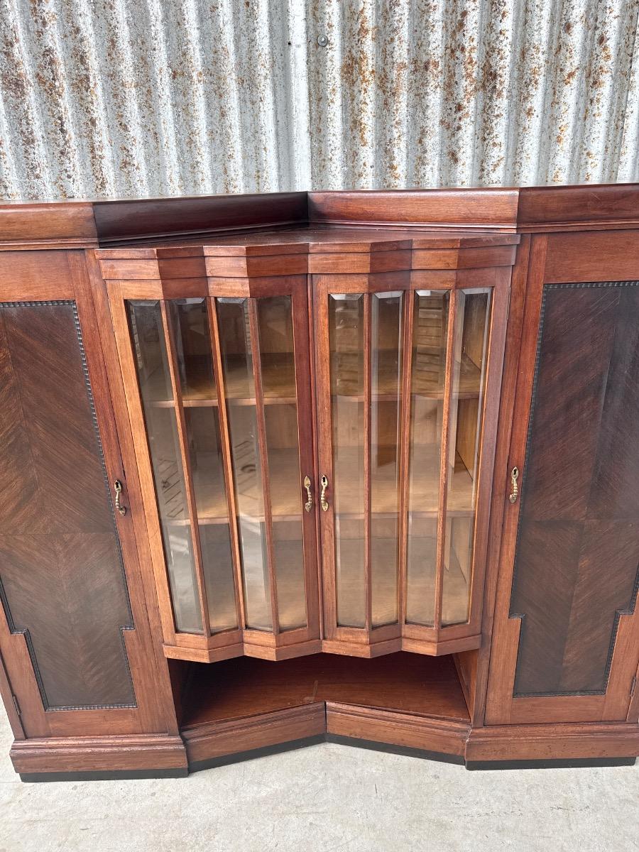 Art-deco cabinet