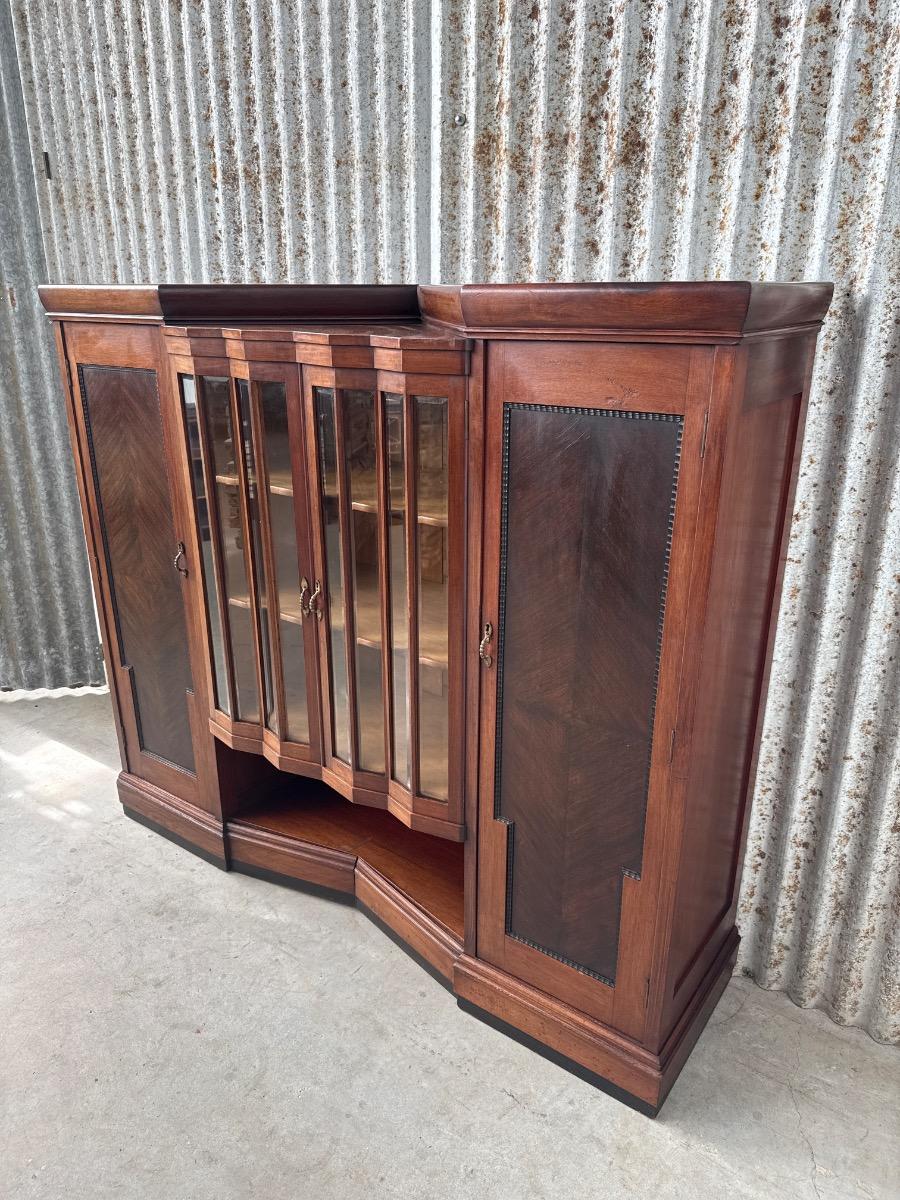 Art-deco cabinet