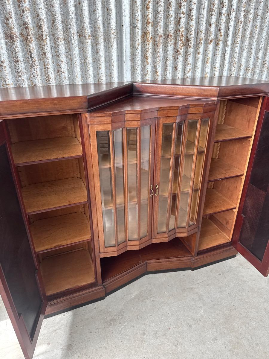 Art-deco cabinet