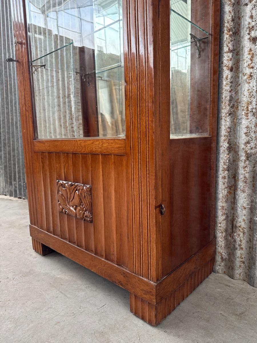 Art nouveau showcase cabinet