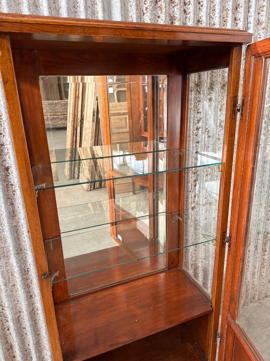 Art nouveau showcase cabinet