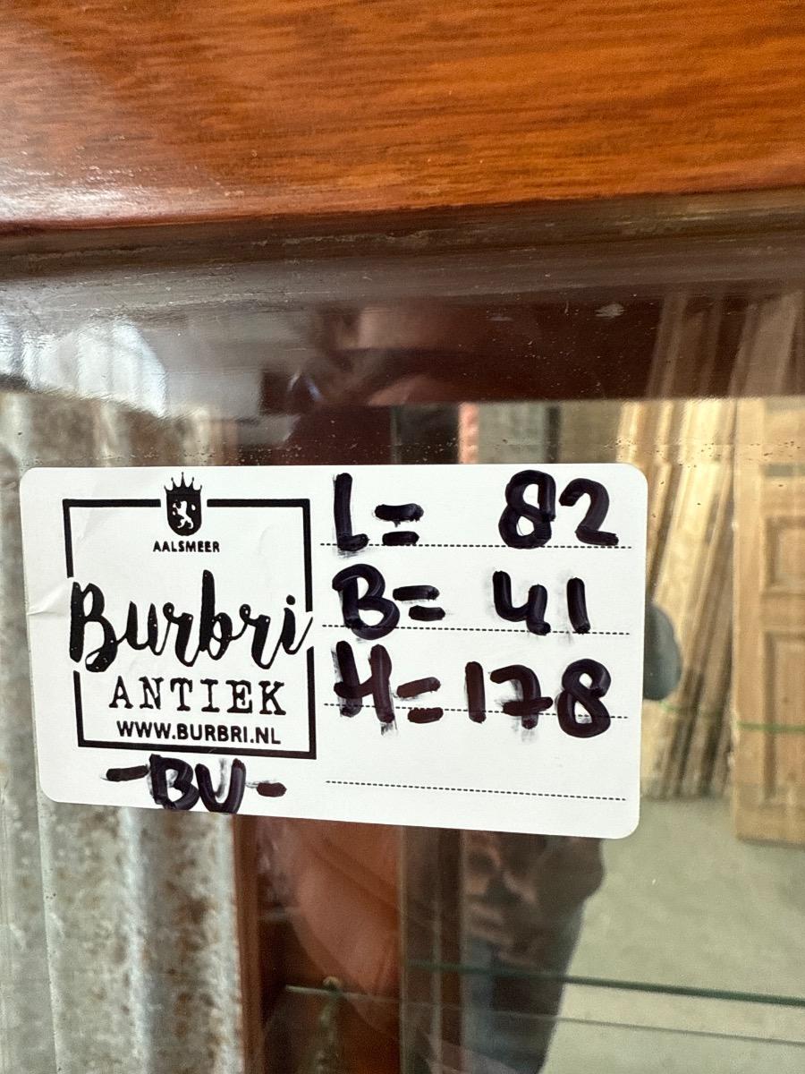 Art nouveau showcase cabinet