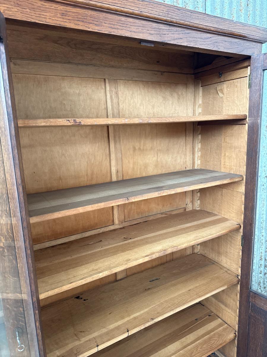 Bookcase 