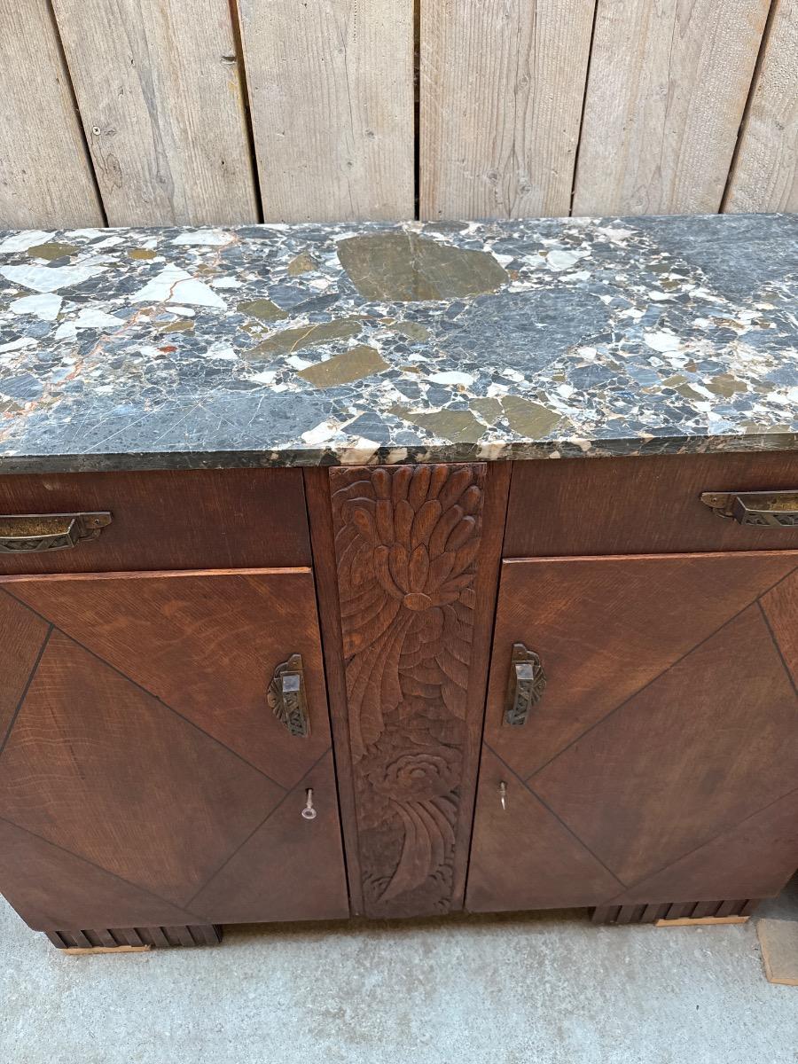 Cabinet with marmble 