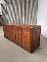 Chest of drawers